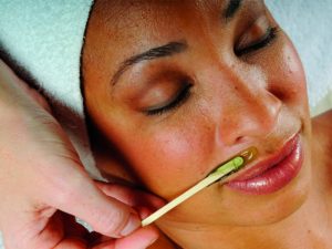 Что такое восковая депиляция (восковая эпиляция)? Что такое восковая депиляция (восковая эпиляция)?